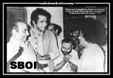 Bollywood Actor Manoj Kumar & Famous Indian Singer Mohammad Rafi seeking Sri Sathya Sai Baba Blessings 