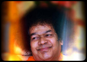 sai-baba-sri-bhagawan-swami-stories-smiling-avatar-god