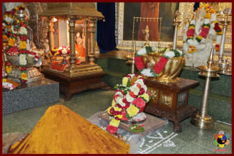 Veda Purusha Sapthaha Jnana Yagna, the week-long sacrificial ritual conducted in Poornachandra Auditorium, for the welfare of the whole world.